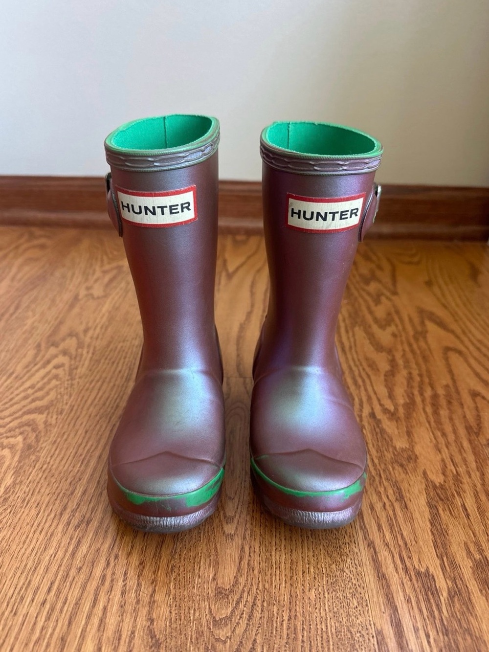 Hunter Rain Boots Girls Size 8-9 Iridescent